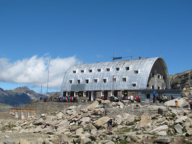 Il rifugio Vittorio Emanuele II