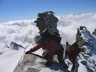 Au sommet du Grand Paradis